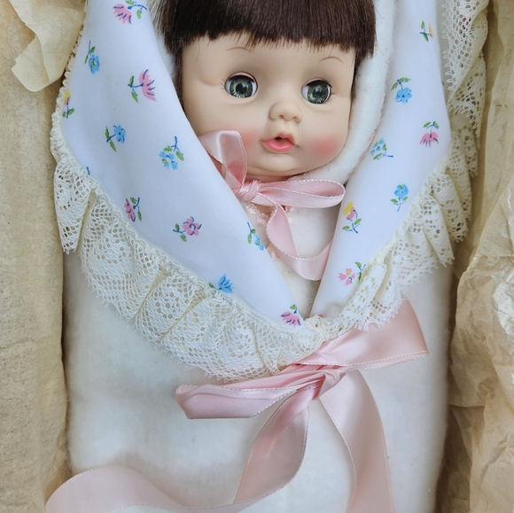 Vintage 1971 Baby Winkie Effanbee Doll Brunette New! - Picture 2 of 8